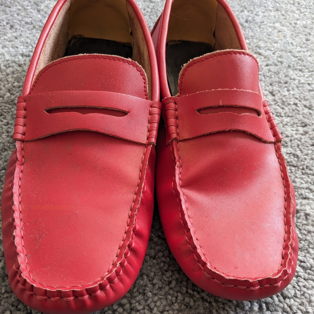 Unbranded leather Loafers for Men. Red and black color. Size 11